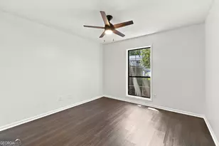 6851 Roswell Rd, Sandy Springs, GA 30328 - Photo 13