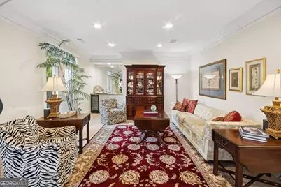 2960 Pharr Court South NW #N6 &amp; N8, Atlanta, GA 30305 - Photo 9
