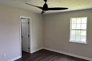 1731 Hunting Creek Dr SE, Conyers, GA 30013 - Photo 13