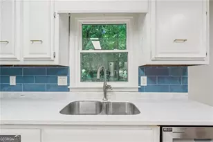 3601 Miller Farms Ln, Duluth, GA 30096 - Photo 13