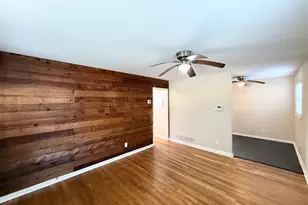 2604 Bryant Dr, East Point, GA 30344 - Photo 3