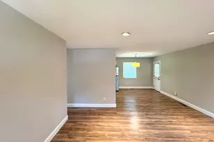 429 SE Oak Dr, Atlanta, GA 30354 - Photo 3