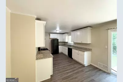 233 W Simon Terrace NW, Atlanta, GA 30318 - Photo 7