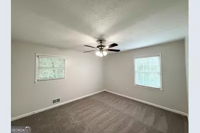 6525 Woodford Road, Atlanta, GA 30349 - Photo 15