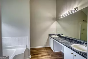 6215 Waterton Dr, Lithonia, GA 30058 - Photo 37