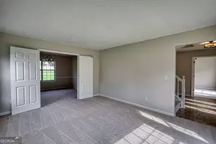 6215 Waterton Dr, Lithonia, GA 30058 - Photo 15