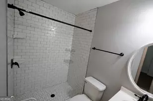 91 Hurt Rd SE, Smyrna, GA 30082 - Photo 13