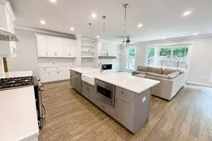 417 Duncan Dene Dr, Johns Creek, GA 30022 - Photo 3
