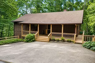 195 Cedar Ln, Dillard, GA 30537 - Photo 1