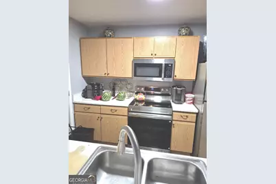1301 Fairington Village Drive, Lithonia, GA 30038 - Photo 7