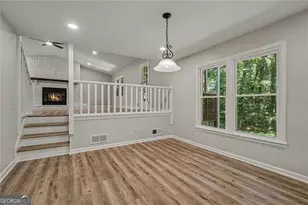 137 Farmington Dr, Woodstock, GA 30188 - Photo 5