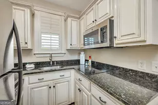 1015 Beachview Dr, Saint Simons, GA 31522 - Photo 7