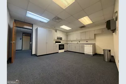 305 S Main Street, Statesboro, GA 30458 - Photo 11