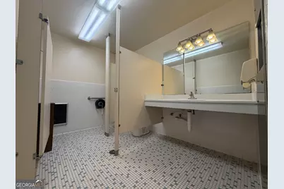 305 S Main Street, Statesboro, GA 30458 - Photo 13
