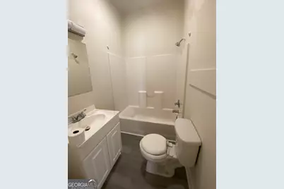 125 Hubbard Street #B, Monroe, GA 30655 - Photo 7