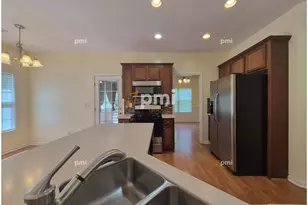 1560 Bramlett Hill Ln, Lawrenceville, GA 30045 - Photo 3
