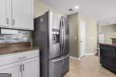 304 Connor Court, Hinesville, GA 31313 - Photo 15