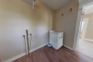 632 W Main St, Swainsboro, GA 30401 - Photo 11