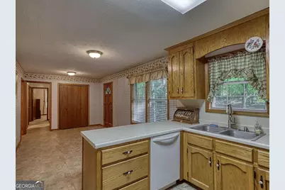 920 Alfred Lane, Newborn, GA 30056 - Photo 9