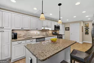 3910 Ashford Lake Ct NE, Atlanta, GA 30319 - Photo 15