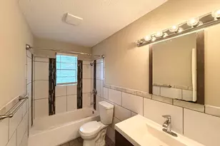 2946 Carriage Ln, Atlanta, GA 30349 - Photo 9