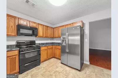 112 Tyler Way, Jackson, GA 30233 - Photo 5