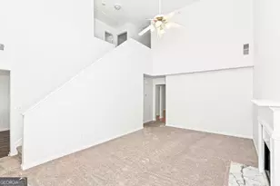 9880 Vista Cir, Union City, GA 30291 - Photo 3