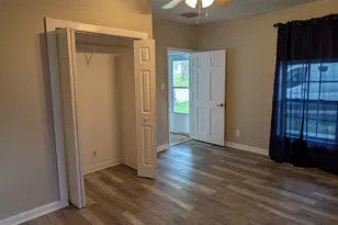 24 Alley St, Toccoa, GA 30577 - Photo 3
