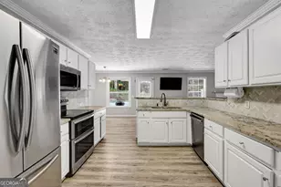 720 Baskins Cir, Winder, GA 30680 - Photo 15