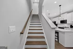 2656 Brookview Ln, Atlanta, GA 30318 - Photo 17