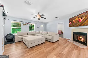 1103 Macdonald Ave, Woodbine, GA 31569 - Photo 3