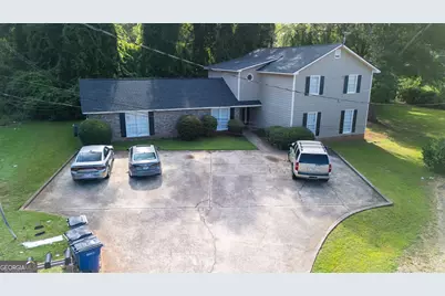 108 Peachtree Court, Lagrange, GA 30241 - Photo 1