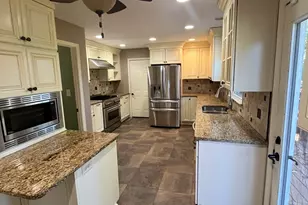 382 Charleston Ln, Lawrenceville, GA 30046 - Photo 5