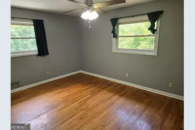 1793 Cherry Valley Circle SE, Atlanta, GA 30316 - Photo 9