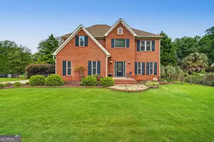 140 Farr Lake Dr, Tyrone, GA 30290 - Photo 1