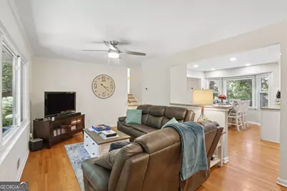 4357 Bishop Hollow Court, Dunwoody, GA 30338 - Photo 17