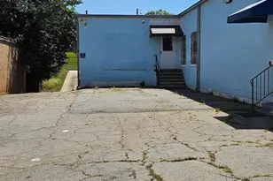 318 E Solomon St, Griffin, GA 30223 - Photo 1