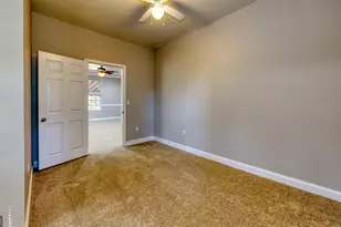 2607 Governor St, Garden City, GA 31408 - Photo 65