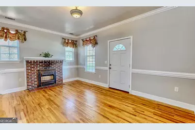2607 Governor Street, Garden City, GA 31408 - Photo 7