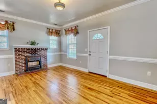 2607 Governor St, Garden City, GA 31408 - Photo 7