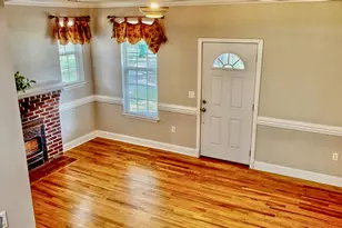 2607 Governor St, Garden City, GA 31408 - Photo 5