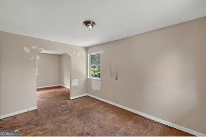 6077 Cherokee Valley Lane, Lithonia, GA 30058 - Photo 11
