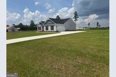 325 Livingston Bend, Statesboro, GA 30461 - Photo 3