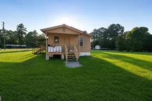 168 Gorham St, Pembroke, GA 31321 - Photo 9