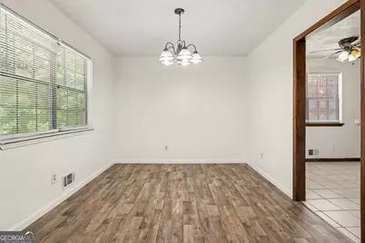 9115 Raven Drive, Jonesboro, GA 30238 - Photo 7