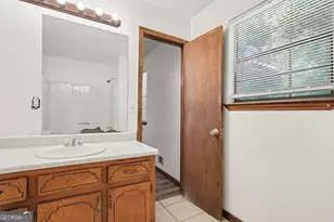 9115 Raven Dr, Jonesboro, GA 30238 - Photo 15