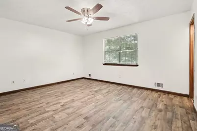 9115 Raven Drive, Jonesboro, GA 30238 - Photo 11