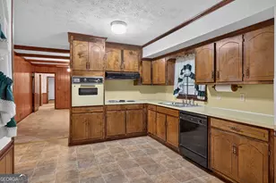 513 Midland Park Dr, Stone Mountain, GA 30087 - Photo 19