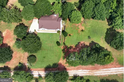 817 Bluejay Way, Winder, GA 30680 - Photo 11