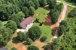 817 Bluejay Wy, Winder, GA 30680 - Photo 9